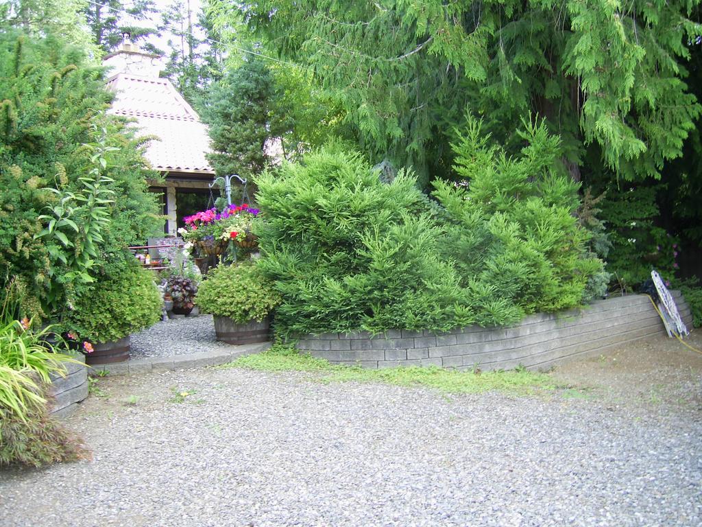 Garden House Hotel Кортни Екстериор снимка