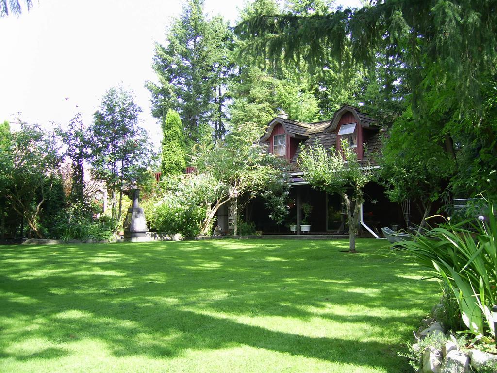 Garden House Hotel Кортни Екстериор снимка